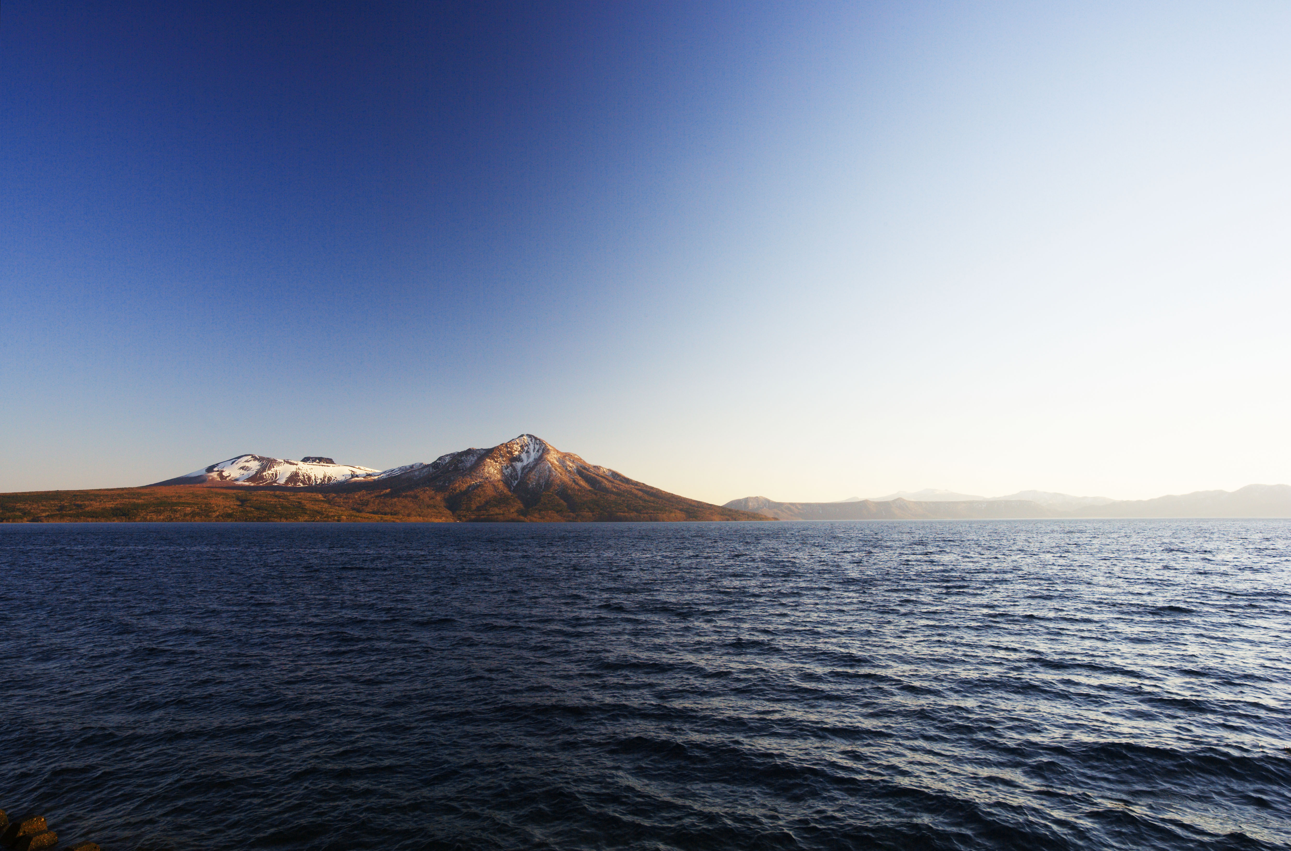 fotografia, materiale, libero il panorama, dipinga, fotografia di scorta,Tempo di lago Shikotsu-ko, lago, Io lo faccio, e  arte di Lago, spiaggia, Le montagne nevose