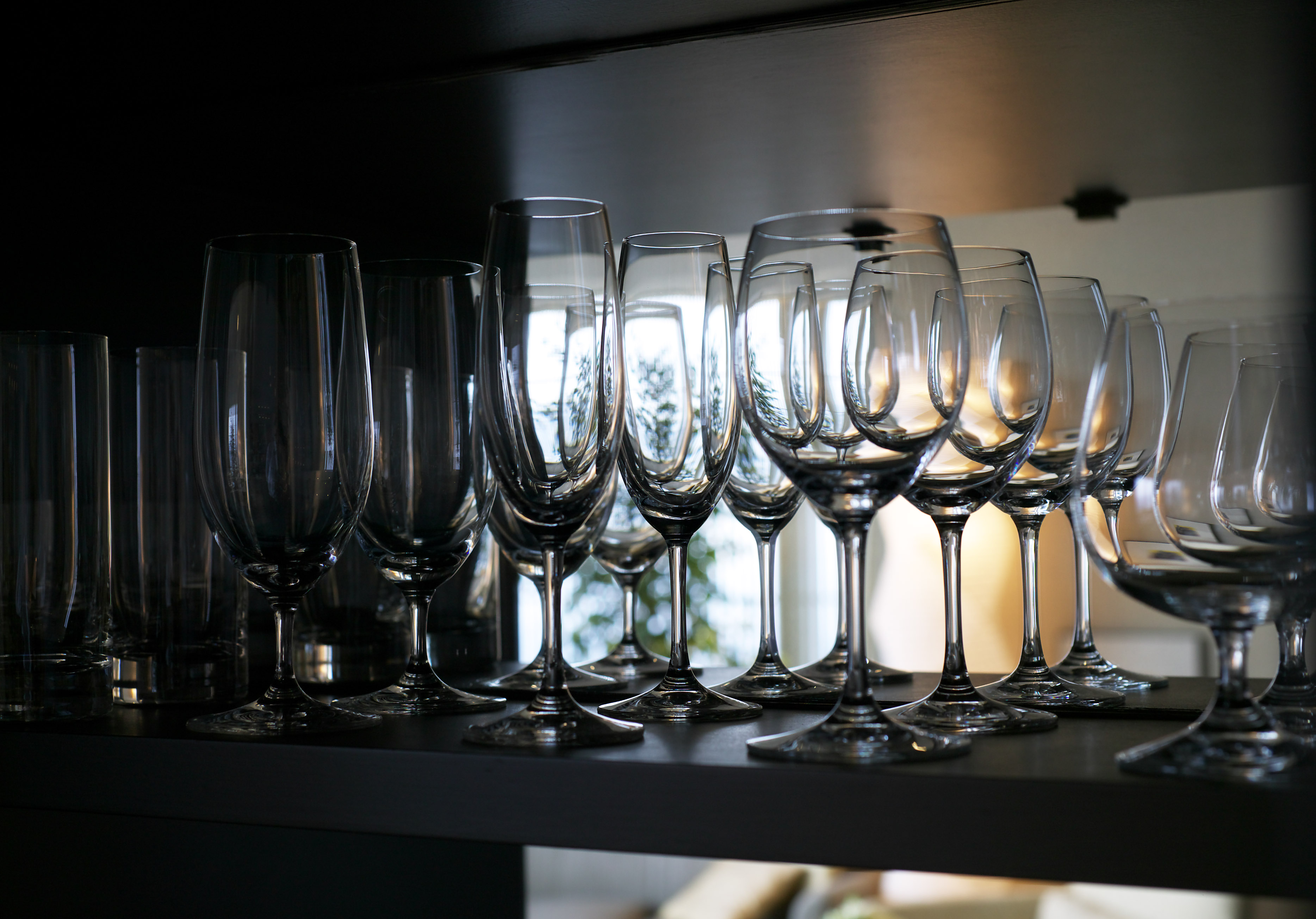photo,material,free,landscape,picture,stock photo,Creative Commons,A row of glasses, wineglass, shelf, celebrity, High quality