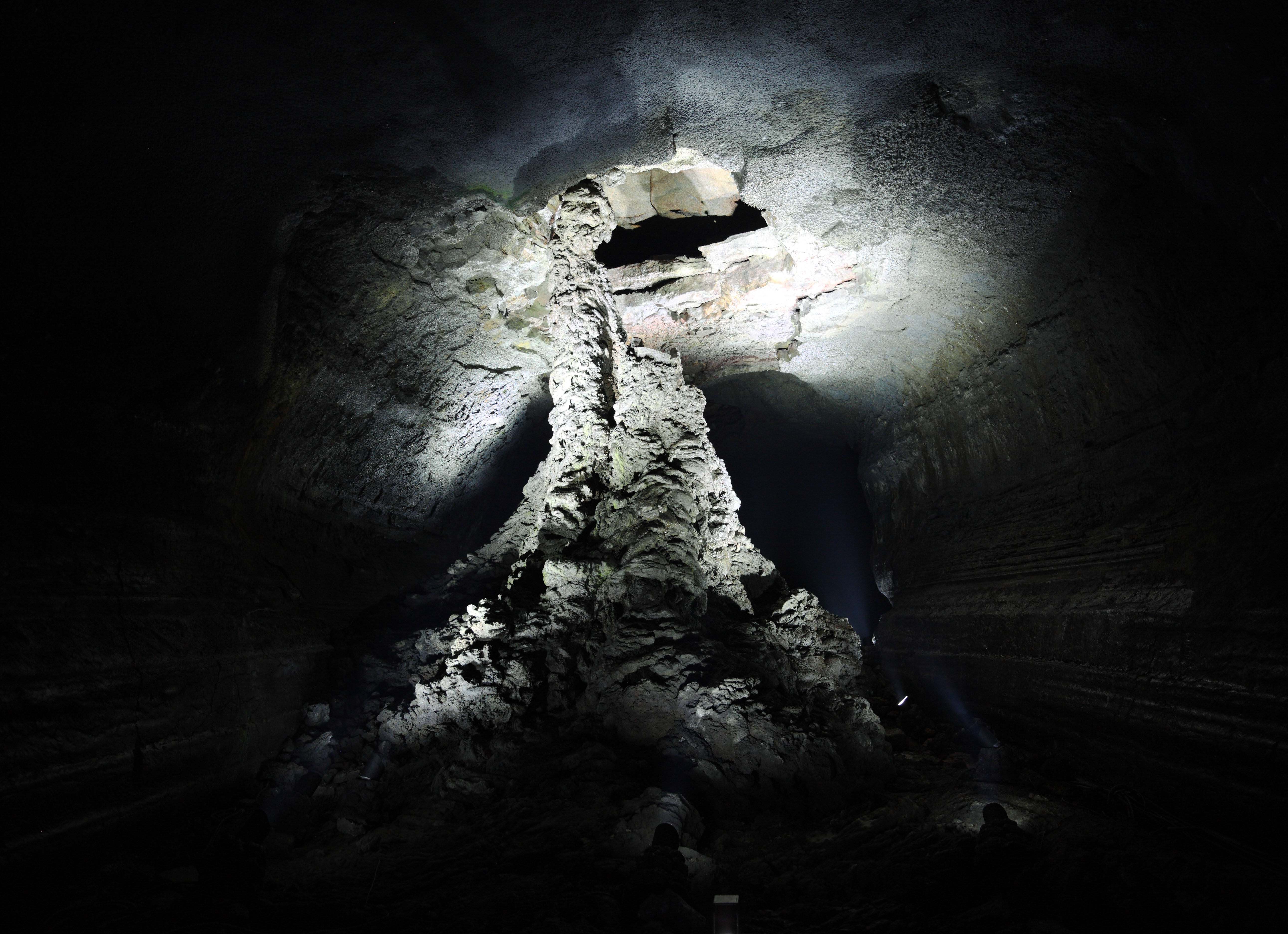 photo, la matire, libre, amnage, dcrivez, photo de la rserve,Le pilier de pierre de la surabondance de caverne de la vigueur, Caverne de gul Manjang, Systme du tube de la lave de Geomunoreum, le volcanique, sous-sol