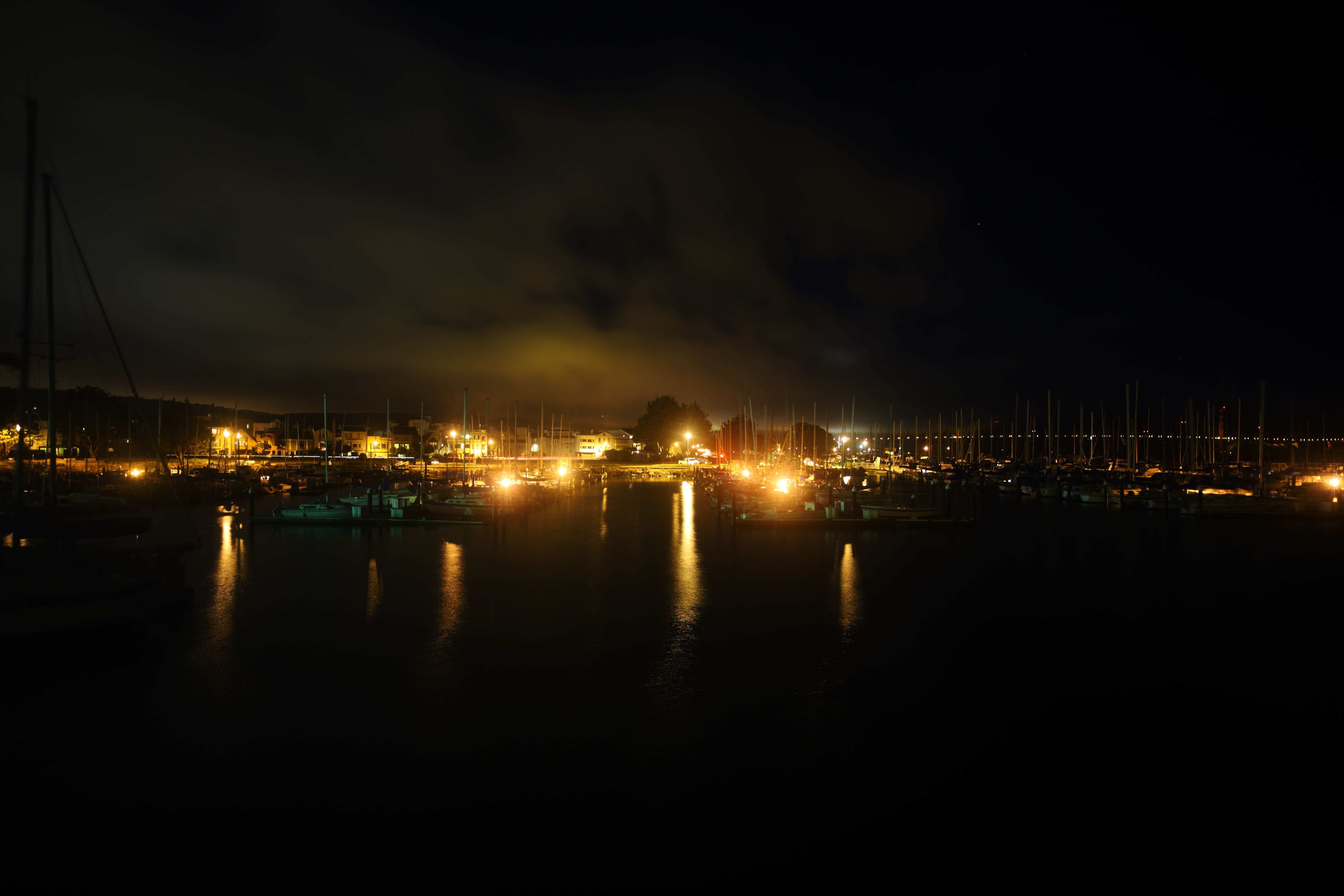 photo,material,free,landscape,picture,stock photo,Creative Commons,A night harbor, Illumination, yacht, lighter, night fog