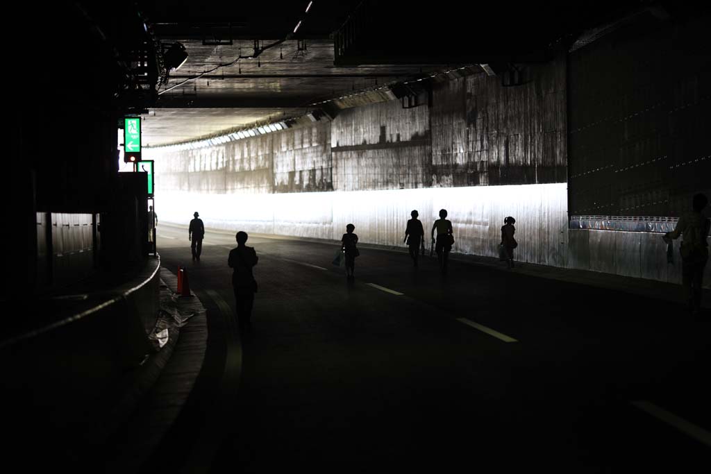 ゆんフリー写真素材集 No 首都高速のトンネル 日本 神奈川