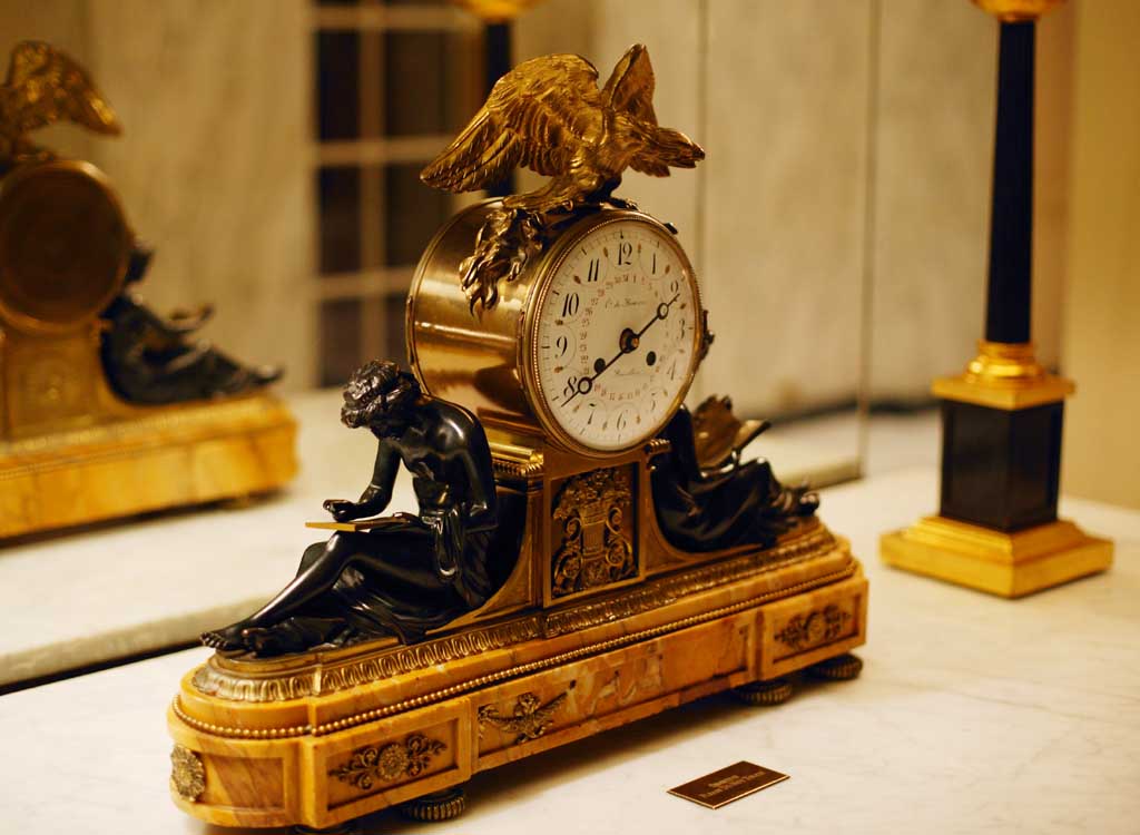 photo,material,free,landscape,picture,stock photo,Creative Commons,Table clock, clock, table clock, sculpture, 