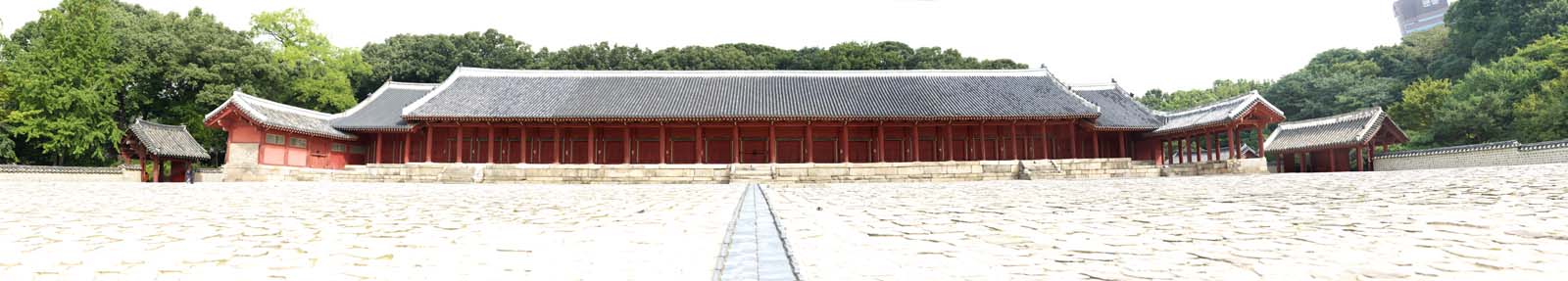 photo,material,free,landscape,picture,stock photo,Creative Commons,Tadashi of the ancestral mausoleum of the Imperial Family, Jongmyo Shrine, Religious service, First Emperor, the Imperial Ancestral Temple 