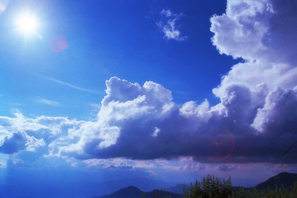 photo,material,free,landscape,picture,stock photo,Creative Commons,Summer in a highland, cloud, blue sky, sun, 