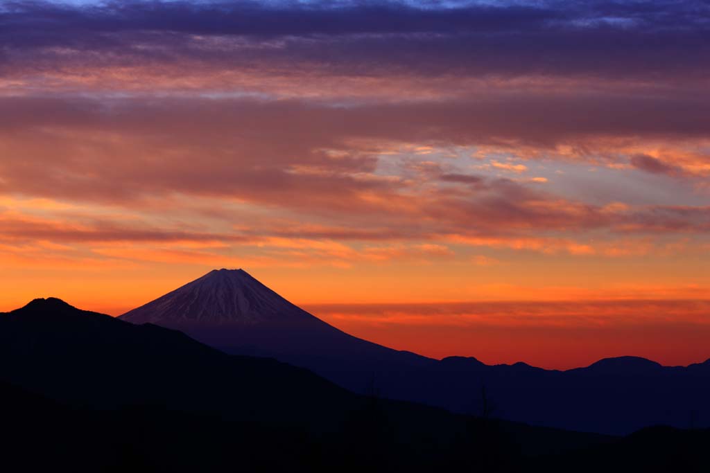 ゆんフリー写真素材集 No 9505 富士山の朝 日本 山梨