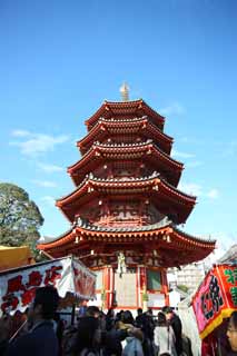 Foto, materieel, vrij, landschap, schilderstuk, bevoorraden foto,Kawasakidaishi achthoek Five Storeyed Pagoda, Boeddhisme, Middelmaat belangstelling rijzen, Boeddhisme architectuur, Ik word in rood geschilderd