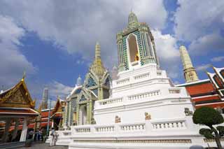 foto,tela,gratis,paisaje,fotografa,idea,Una pagoda dorada de templo del buda de esmeralda, Gold, Buddha, Templo del buda de esmeralda, Turismo