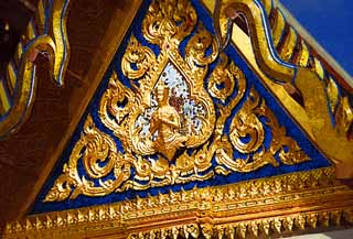 illust, materiale, libero panorama, ritratto dipinto, matita di colore disegna a pastello, disegnando,Decorazione dorata di Tempio dello Smeraldo Budda, Oro, Budda, Tempio dello smeraldo Budda, Facendo il turista