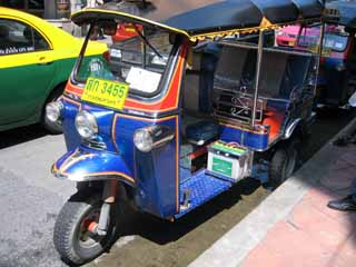 photo,material,free,landscape,picture,stock photo,Creative Commons,Tuk Tuk, tricycle, car, taxi, ride