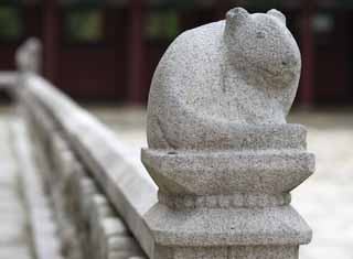 photo,material,free,landscape,picture,stock photo,Creative Commons,A stone statue of Kunjongjon, stone statue, mouse, mouse, sculpture