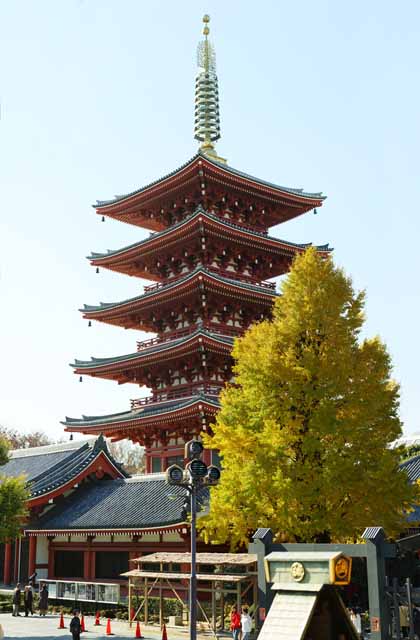 Foto, materieel, vrij, landschap, schilderstuk, bevoorraden foto,Senso-ji Temple Five Storeyed Pagoda, Chaitya, Senso-ji Tempel, Asakusa, Ik word in rood geschilderd