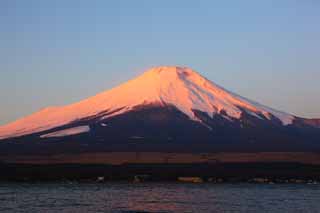 Foto, materieel, vrij, landschap, schilderstuk, bevoorraden foto,Rode Fuji, Fujiyama, De besneeuwde bergen, Vlak van een plas, De morgen gloeien