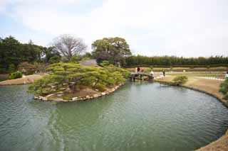 Foto, materiell, befreit, Landschaft, Bild, hat Foto auf Lager,Der Teich des Koraku-en Garden-Sumpfes, das Ausruhen von Htte, Rasen, Teich, Japanisch grtnert