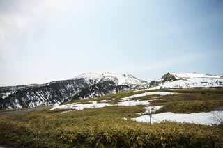 Foto, materieel, vrij, landschap, schilderstuk, bevoorraden foto,Kusatsu Mt. Shirane besneeuwd veld, Boom, Blauwe lucht, Hoge berg, Gedaante van een boom